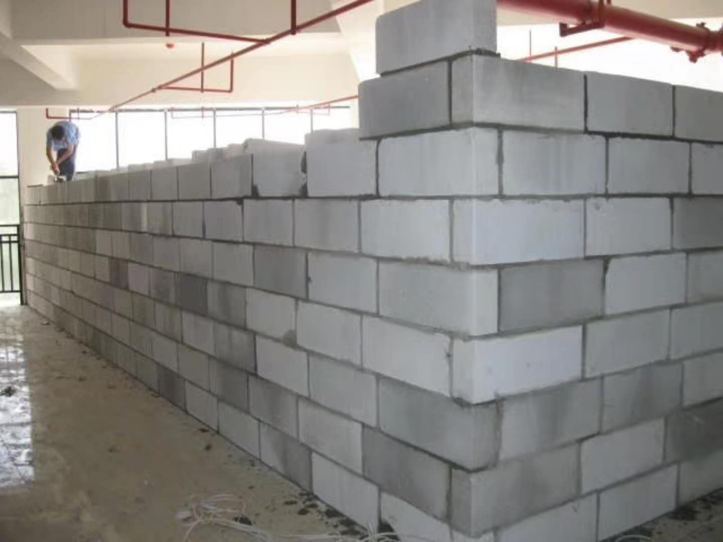 荔城蒸压加气混凝土砌块承重墙静力和抗震性能的研究